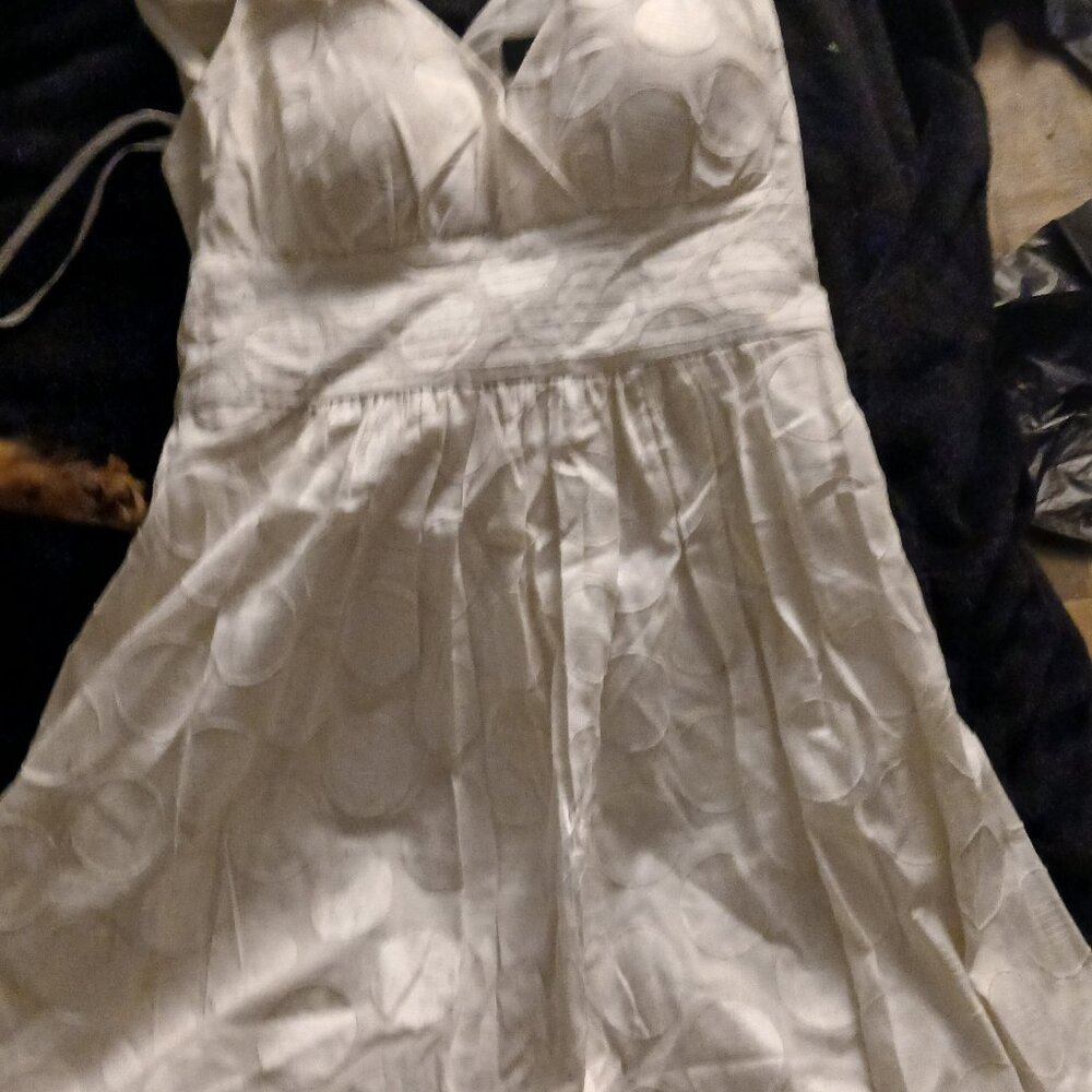 Woman's  dress